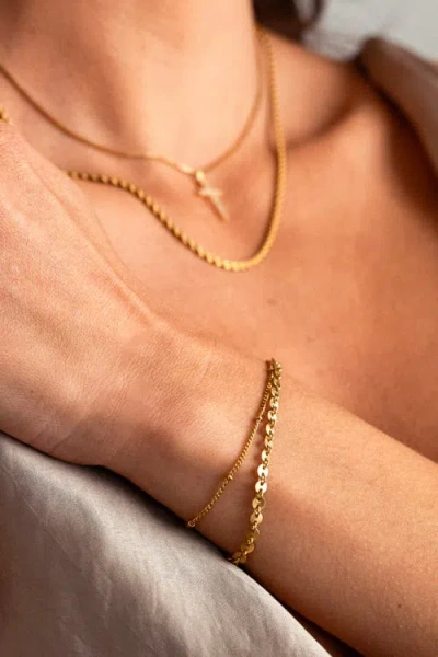 Mint & Lily Poppy Stacking Bracelet Set In Gold