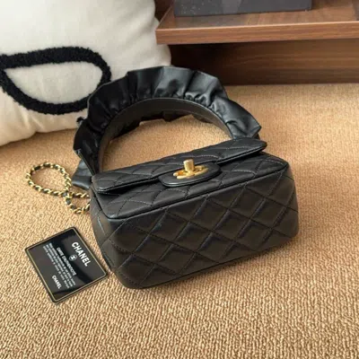 Pre-owned Chanel Women Pre-loved Bag Very Good Condition In Multi