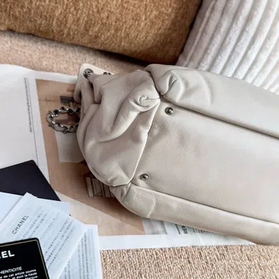 Pre-owned Chanel Women Pre-loved Bag Very Good Condition In Multi