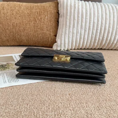 Pre-owned Chanel Women Pre-loved Bag Very Good Condition In Multi