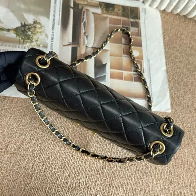 Pre-owned Chanel Women Pre-loved Bag Very Good Condition In Multi