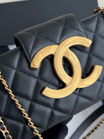 Pre-owned Chanel Women Pre-loved Bag Very Good Condition In Multi