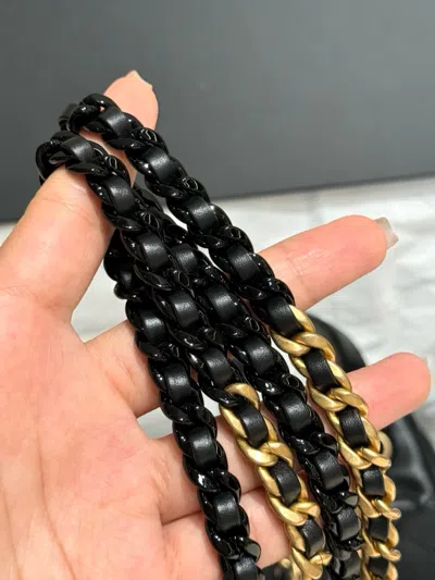 Pre-owned Chanel Women Pre-loved Bag Very Good Condition In Multi