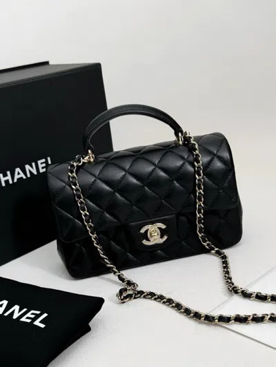 Pre-owned Chanel Women Pre-loved Bag Very Good Condition In Multi