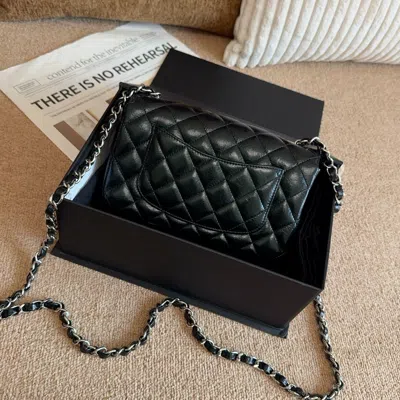 Pre-owned Chanel Women Pre-loved Bag Very Good Condition In Multi