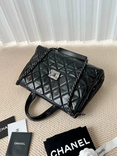 Pre-owned Chanel Women Pre-loved Bag Very Good Condition In Multi
