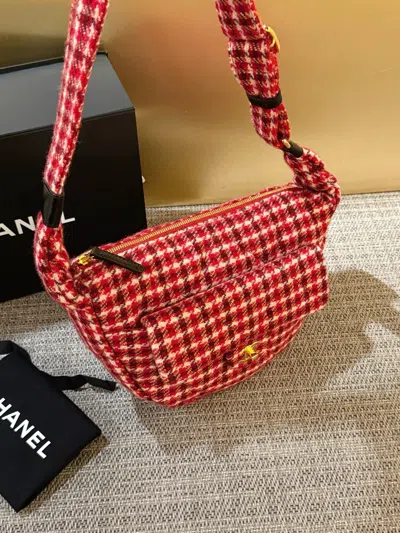 Pre-owned Chanel Women Pre-loved Bag Very Good Condition In Multi