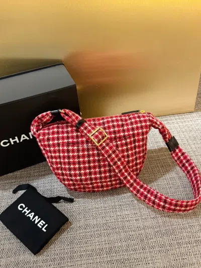 Pre-owned Chanel Women Pre-loved Bag Very Good Condition In Multi