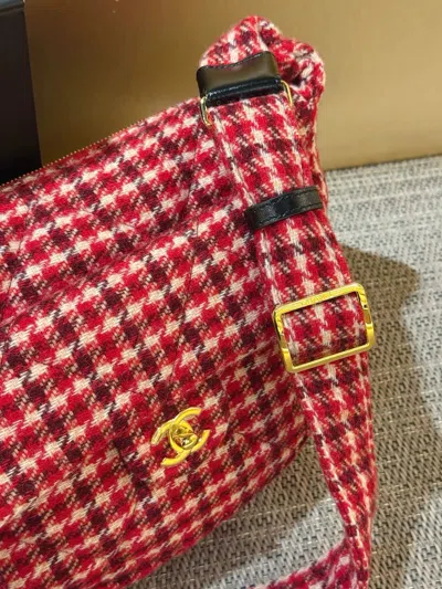 Pre-owned Chanel Women Pre-loved Bag Very Good Condition In Multi