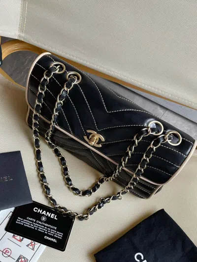 Pre-owned Chanel Women Pre-loved Bag Very Good Condition In Multi