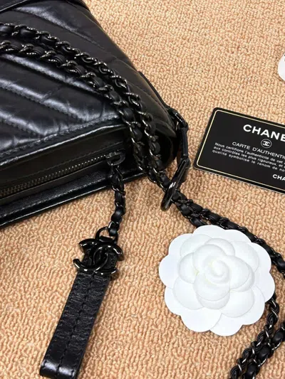 Pre-owned Chanel Women Pre-loved Bag Very Good Condition In Multi