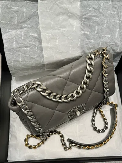 Pre-owned Chanel Women Pre-loved Bag Very Good Condition In Multi