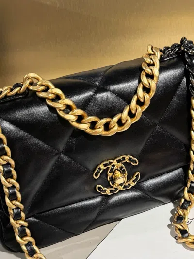 Pre-owned Chanel Women Pre-loved Bag Very Good Condition In Multi