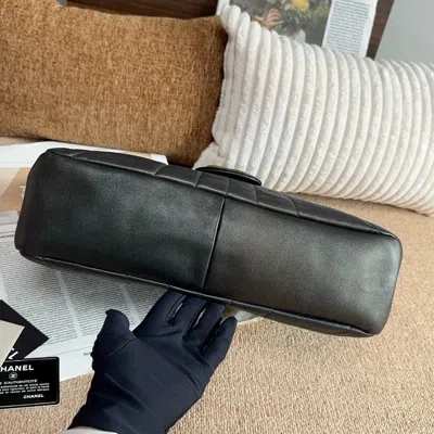 Pre-owned Chanel Women Pre-loved Bag Very Good Condition In Multi