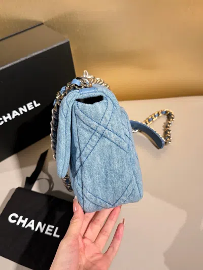 Pre-owned Chanel Women Pre-loved Bag Very Good Condition In Multi