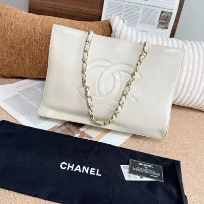 Pre-owned Chanel Women Pre-loved Bag Very Good Condition In Multi