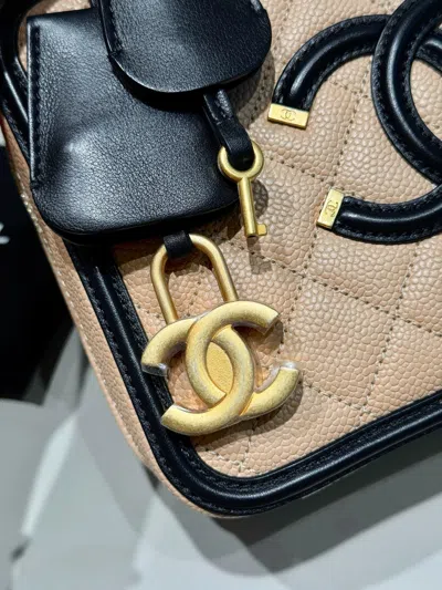 Pre-owned Chanel Women Pre-loved Bag Very Good Condition In Multi