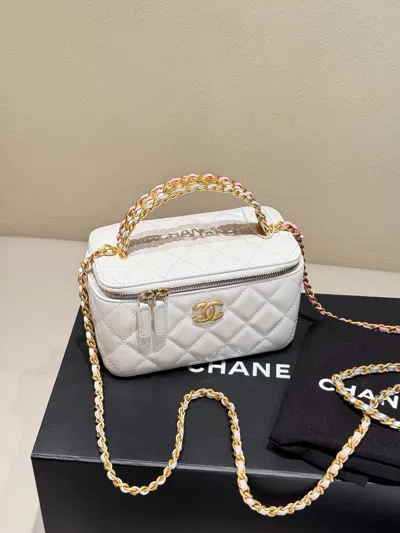 Pre-owned Chanel Women Pre-loved Bag Very Good Condition In Multi