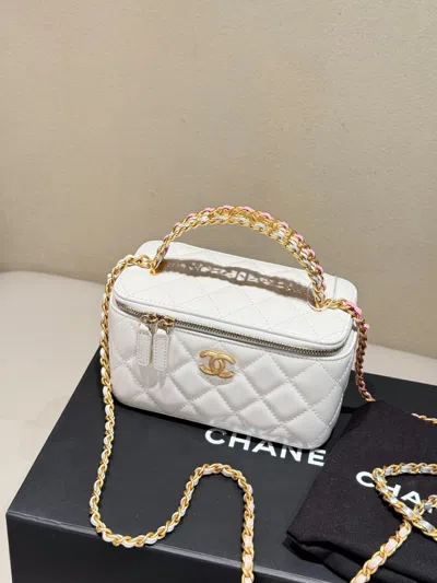 Pre-owned Chanel Women Pre-loved Bag Very Good Condition In Multi