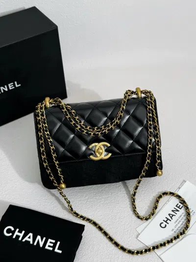 Pre-owned Chanel Women Pre-loved Bag Very Good Condition In Multi