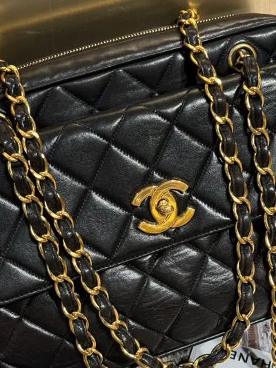 Pre-owned Chanel Women Pre-loved Bag Very Good Condition In Multi