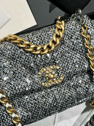 Pre-owned Chanel Women Pre-loved Bag Very Good Condition In Multi