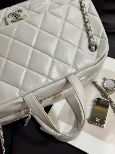 Pre-owned Chanel Women Pre-loved Bag Very Good Condition In Multi