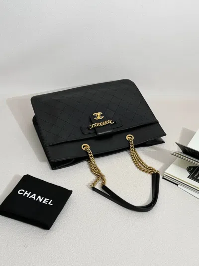 Pre-owned Chanel Women Pre-loved Bag Very Good Condition In Multi
