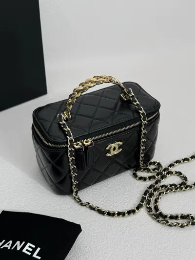 Pre-owned Chanel Women Pre-loved Bag Very Good Condition In Multi