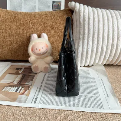 Pre-owned Chanel Women Pre-loved Bag Very Good Condition In Multi