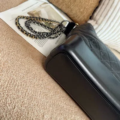 Pre-owned Chanel Women Pre-loved Bag Very Good Condition In Multi