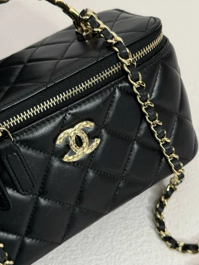 Pre-owned Chanel Women Pre-loved Bag Very Good Condition In Multi