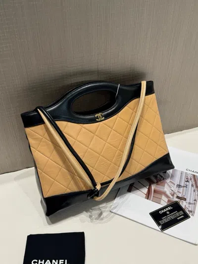 Pre-owned Chanel Women Pre-loved Bag Very Good Condition In Multi