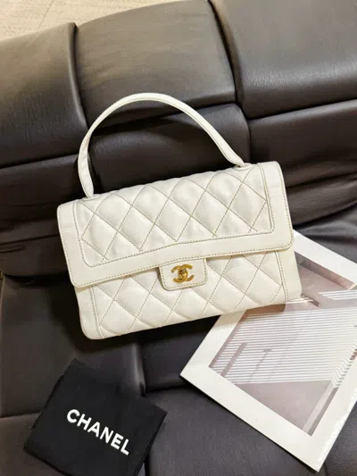 Pre-owned Chanel Women Pre-loved Bag Very Good Condition In Multi