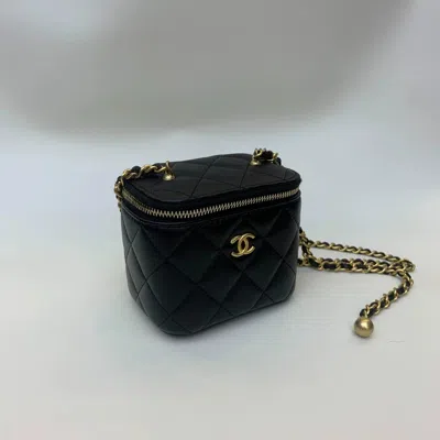 Pre-owned Chanel Women Pre-loved Bag Very Good Condition In Multi