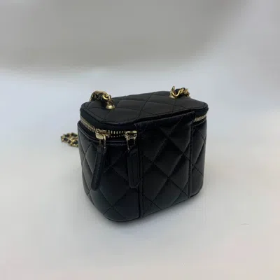 Pre-owned Chanel Women Pre-loved Bag Very Good Condition In Multi