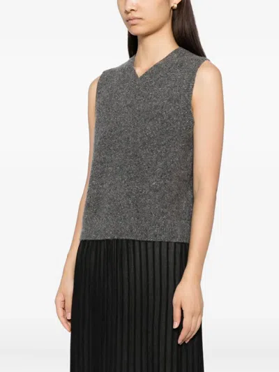 Vince Donegal Vest In Gray