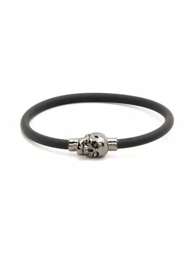 Alexander Mcqueen Black Metal Skull Charm Bracelet In Black