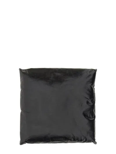 Bottega Veneta Square Pillow Style Clutch Bag In Black