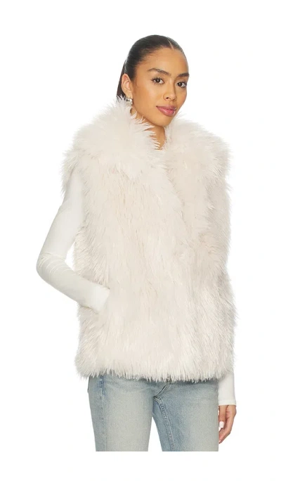 Adrienne Landau Imogen Vest In White