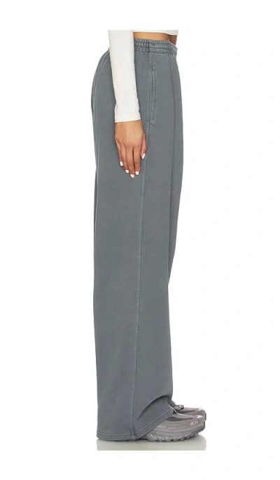 Skims Boyfriend Fleece Baggy Sweatpant In Gray