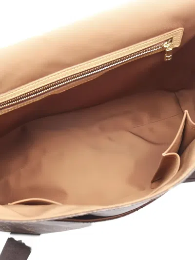 Pre-owned Louis Vuitton 2001 Aves Monogram Messenger Bag In Brown