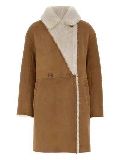 Hiso Gyro Shearling-lapels Coat In Brown