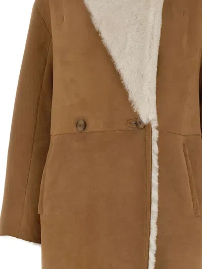 Hiso Gyro Shearling-lapels Coat In Brown