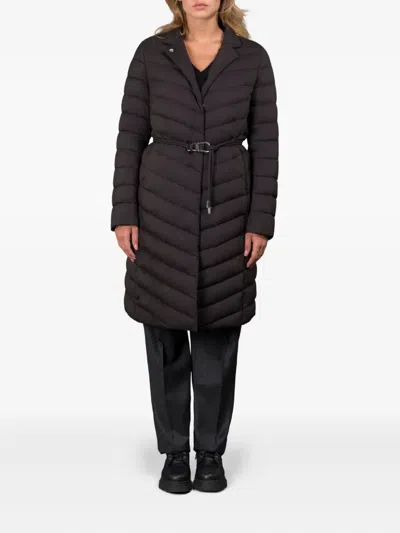 Moorer Belted Quilted Coat In Black