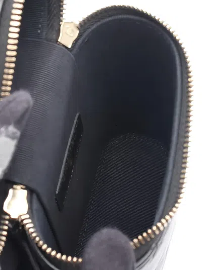 Pre-owned Chanel 2021-2022 Vanity Phone Case In Black