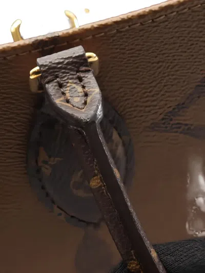 Pre-owned Louis Vuitton 2019 Onthego Gm Tote Bag In Brown