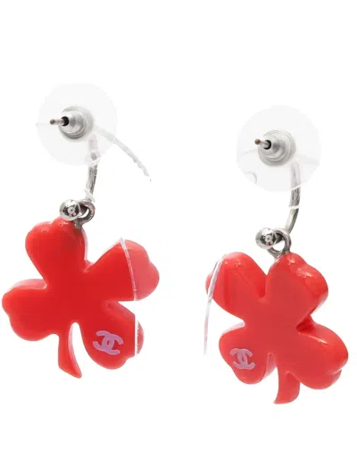Pre-owned Chanel 1986-1988 Clover Coco Mark Earrings In Red