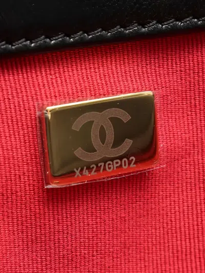 Pre-owned Chanel 2021 19 Quilted Chain-link Tote Bag In Black