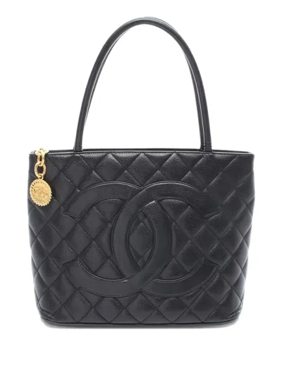Pre-owned Chanel Medium 2000-2002 Reissue Diamond-quilted Tote Handbag In Black